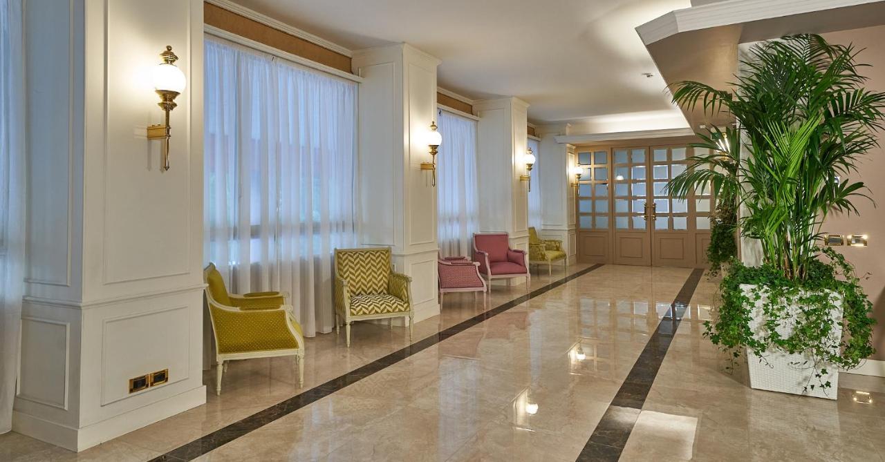 ביאלה Hotel Astoria מראה חיצוני תמונה